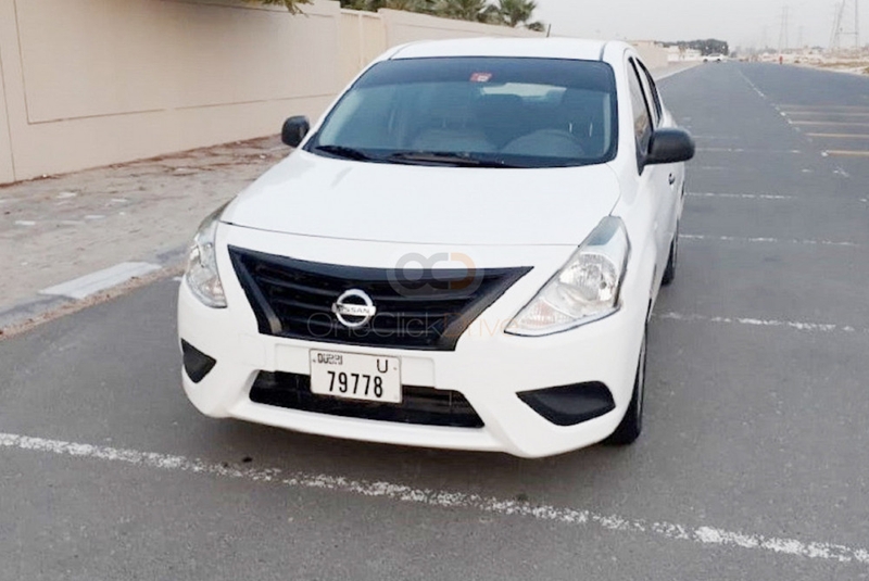 White Nissan Sunny 2019